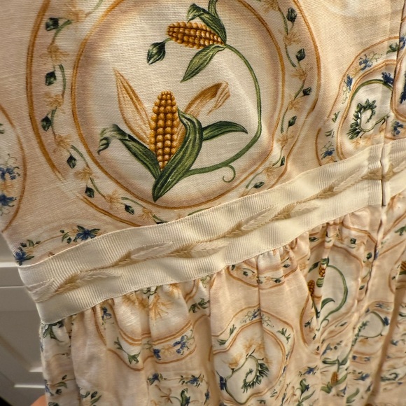 Agua Bendita Floral Cream Sleeveless Dress - Picture 10 of 11